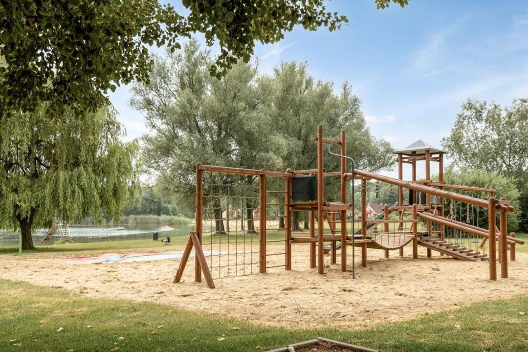 Villa Recreatiewoning Maas En Waal 92 Ewijk Exterior foto